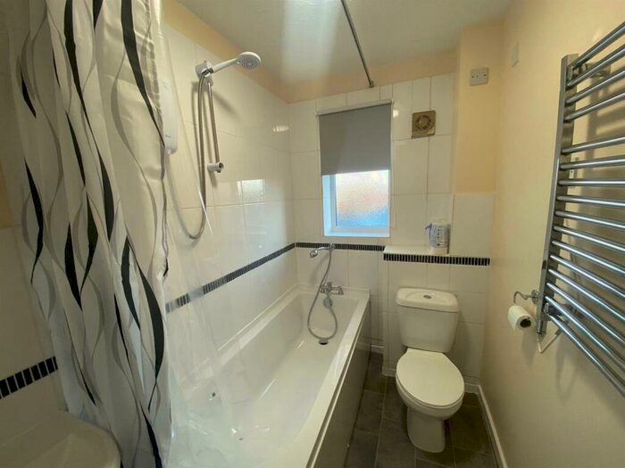 2 Bedroom Terraced House To Rent In Hillside Croft, Napton, CV47