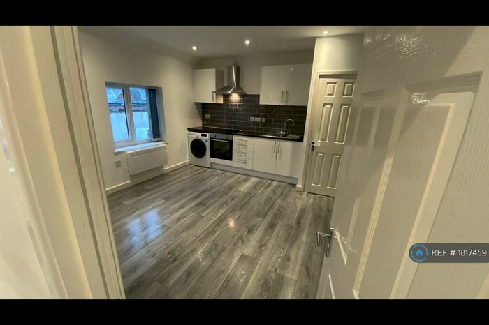 1 Bedroom Flat To Rent In Leicester Causeway, Coventry, CV1