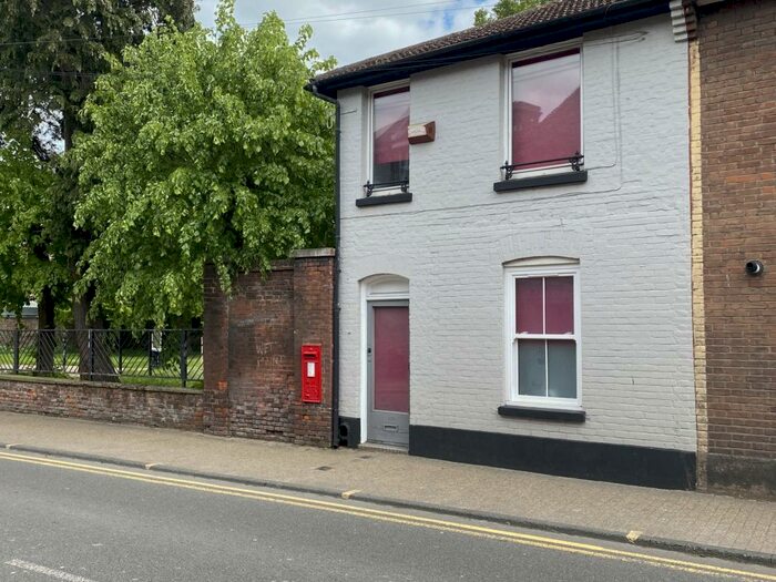 4 Bedroom House To Rent In Wincheap, Canterbury, CT1