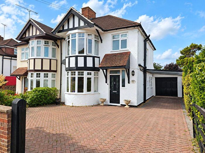 3 Bedroom Semi-Detached House For Sale In Green Road, High Wycombe, HP13