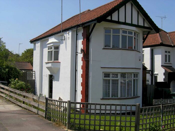 2 Bedroom Flat To Rent In Hendale Avenue, Hendon, London, NW4