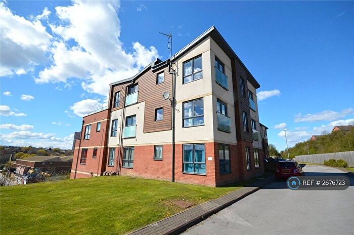 2 Bedroom Flat To Rent In Tudor Way, Beeston, Leeds, LS11