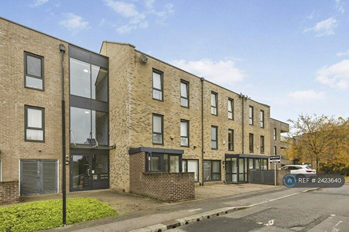 4 Bedroom Terraced House To Rent In Maryatt Avenue, Harrow, HA2