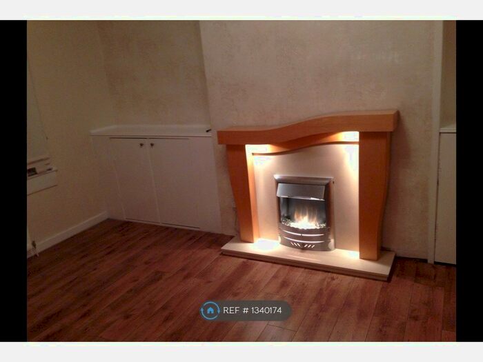 2 Bedroom Flat To Rent In Airdrie, Airdrie, ML6