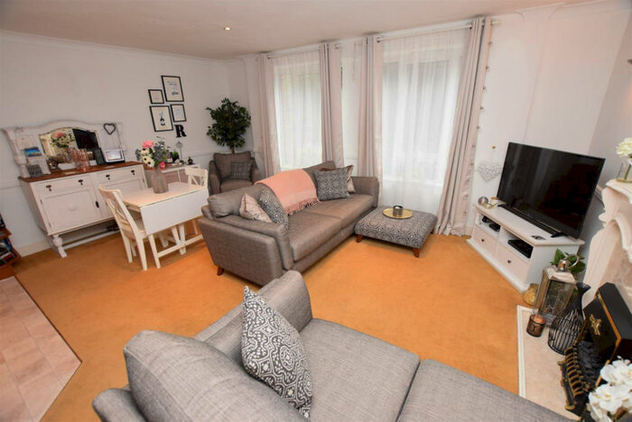 1 Bedroom Ground Flat To Rent In Birchover House, Church Lane North, Darley Abbey, Derby, Derbyshire, DE22