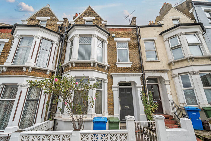 4 Bedroom Terraced House For Sale In Lordship Lane, London, SE22