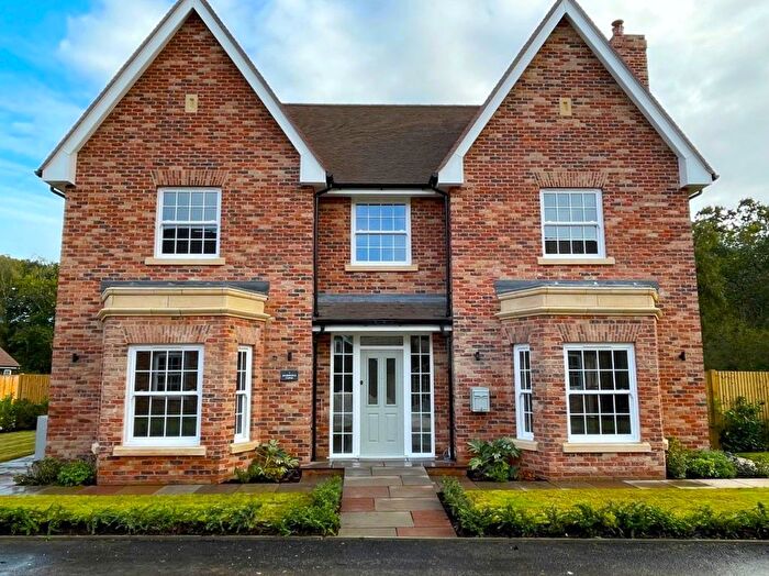 4 Bedroom Detached House For Sale In Redbridge Lane, Crossways, Dorchester, Dorset, DT2