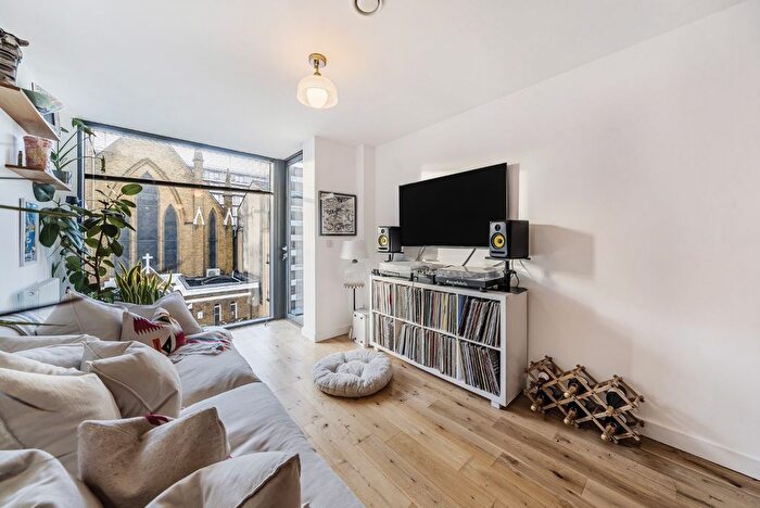 2 Bedroom Flat For Sale In Deptford High Street, London, SE8