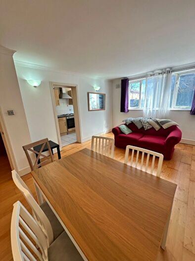 1 Bedroom Flat To Rent In Duckett Street, London, E1