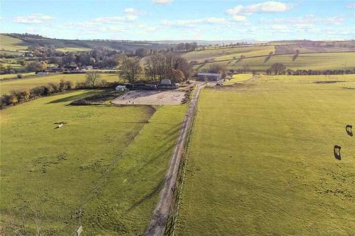 4 Bedroom Equestrian Facility For Sale In Park Lane, Sevenhampton, Cheltenham, Gloucestershire, GL54