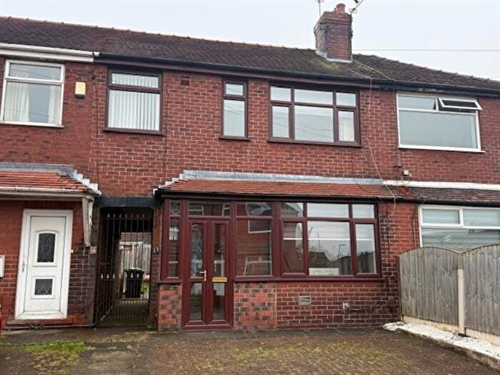 3 Bedroom Terraced House For Sale In Marfield Avenue, Oldham, OL9