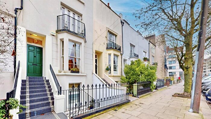 4 Bedroom Flat For Sale In Southampton Road, London, NW5