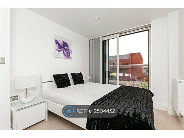 1 Bedroom Flat To Rent In Distillery Tower, London, Greenwich, SE8