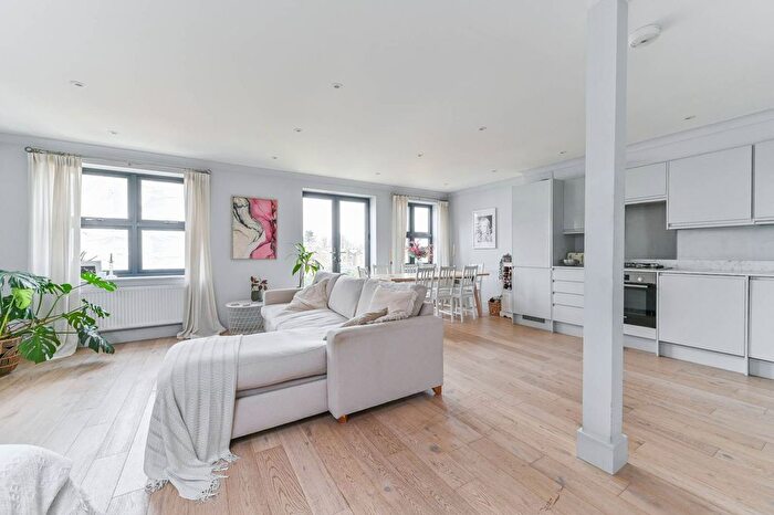 2 Bedroom Flat For Sale In Beardell Street, Crystal Palace, London, SE19