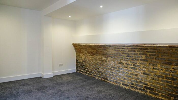 1 Bedroom Flat To Rent In Old Station Road, Newmarket, CB8