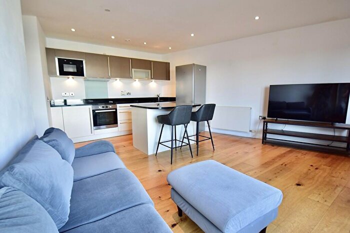1 Bedroom Apartment To Rent In Candle House, Leeds City Centre, LS1