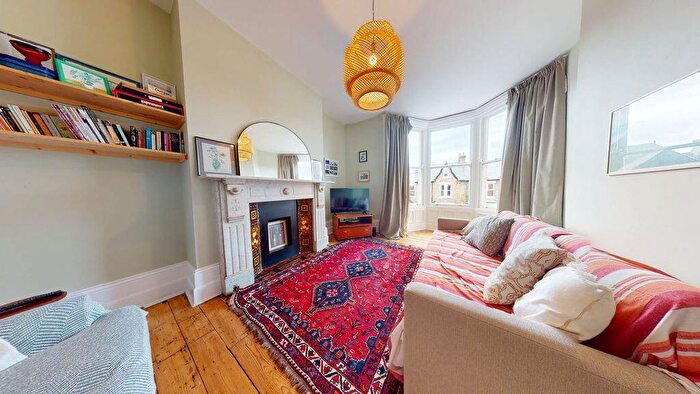 1 Bedroom Flat For Sale In Rothbury Terrace, Heaton, Newcastle Upon Tyne, NE6