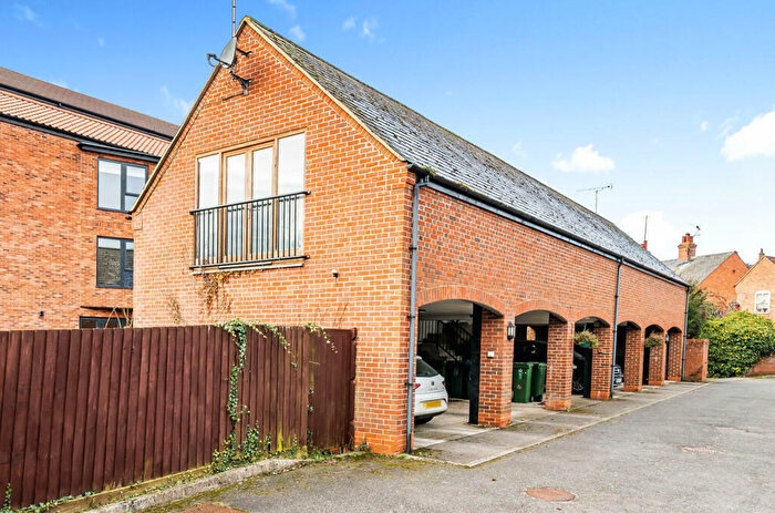 1 Bedroom Apartment To Rent In Cecil's Yard, Buckingham, MK18