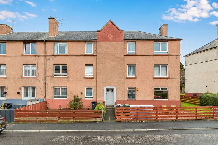 2 Bedroom Flat For Sale In / Stenhouse Gardens North, Stenhouse, Edinburgh, EH11