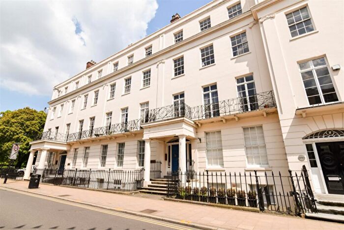 2 Bedroom Apartment To Rent In The Parade, Leamington Spa, CV32