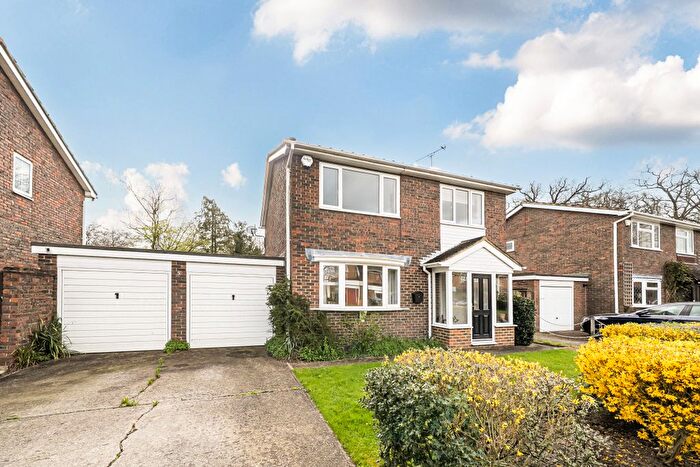 4 Bedroom Detached House To Rent In Coningsby Close, Maidenhead, SL6