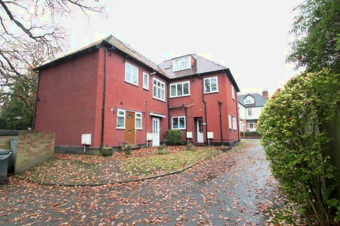 1 Bedroom Flat To Rent In York Road, Woking, GU22