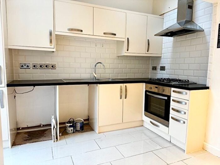 3 Bedroom Property To Rent In Eastbourne Road, Taunton, TA1