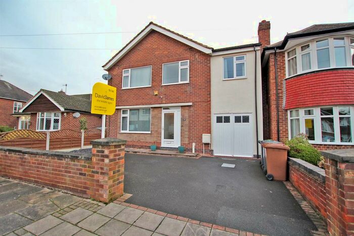 4 Bedroom Detached House To Rent In Longridge Road, Woodthorpe, Nottingham, NG5