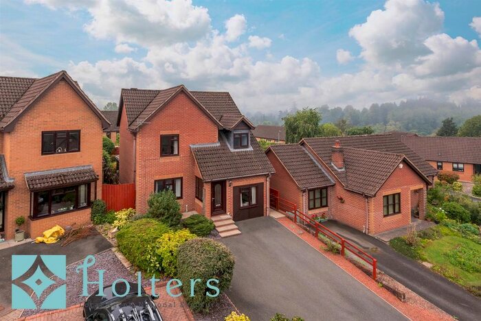 3 Bedroom Detached House For Sale In Tai Ar Y Bryn, Builth Wells, LD2