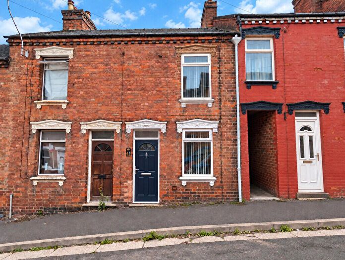 2 Bedroom Terraced House For Sale In South Street, Ashbourne, DE6
