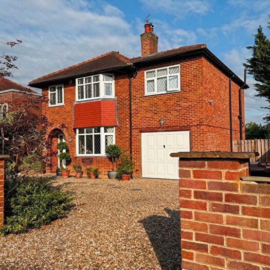 4 Bedroom Property For Sale In St. Winifreds Road, Harrogate, HG2