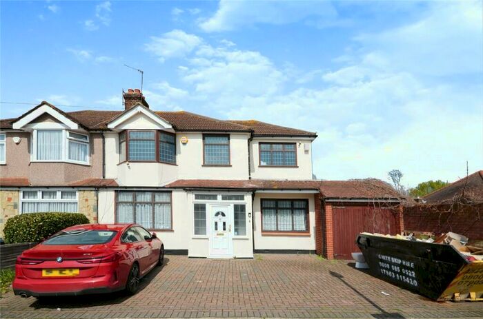4 Bedroom Semi-Detached House To Rent In Jubilee Avenue, Romford, Essex, RM7