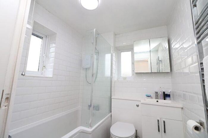 1 Bedroom End Of Terrace House To Rent In Christie Close, Chatham, ME5