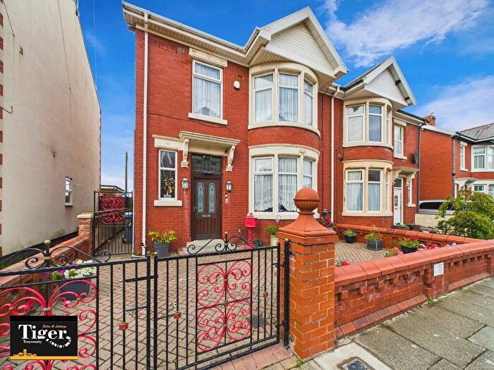 1 Bedroom Apartment To Rent In Hampton Road, Blackpool, FY4