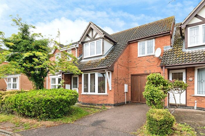 3 Bedroom Terraced House For Sale In Moorhen Way, Buckingham, MK18