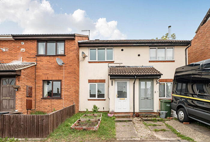 2 Bedroom Terraced House For Sale In Ridgemont Road, Stroud, Gloucestershire, GL5
