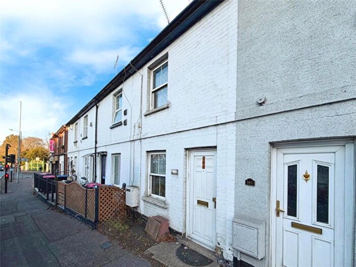 2 Bedroom Terraced House For Sale In Victoria Avenue, Southend-on-Sea, SS2
