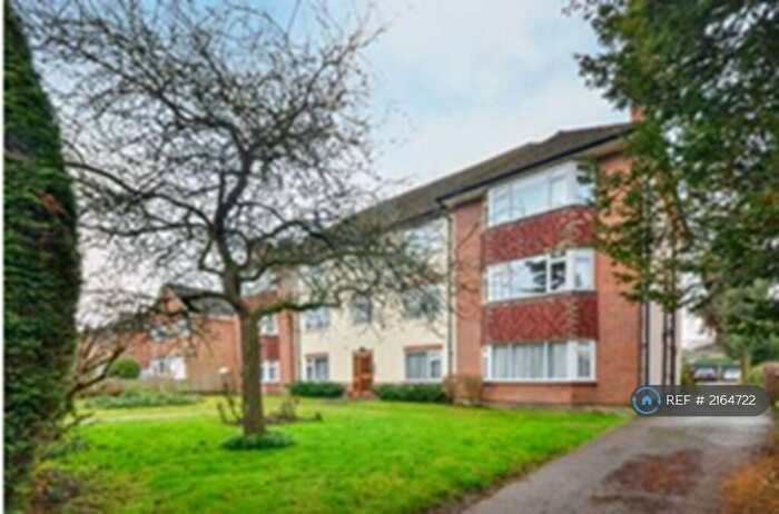 2 Bedroom Flat To Rent In Albemarle Road, Beckenham, BR3