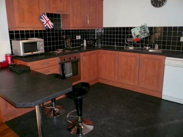 1 Bedroom Apartment To Rent In Old Quays, WA4