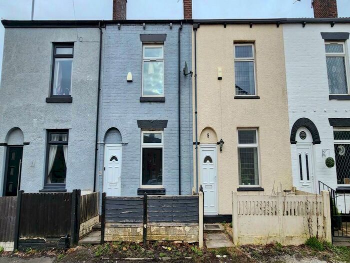 2 Bedroom Terraced House To Rent In Thomas Street, Westhoughton, Bolton, BL5