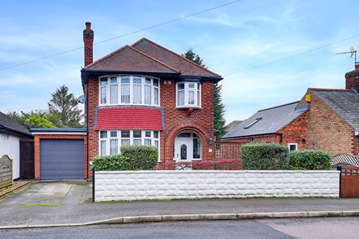 3 Bedroom Detached House For Sale In Jarvis Avenue, Nottingham, NG3