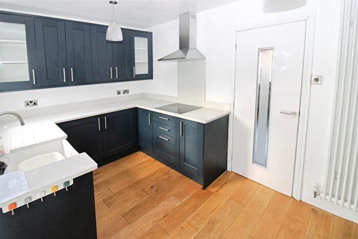 2 Bedroom End Terrace House For Sale In Blossom Grove, Hull, HU8