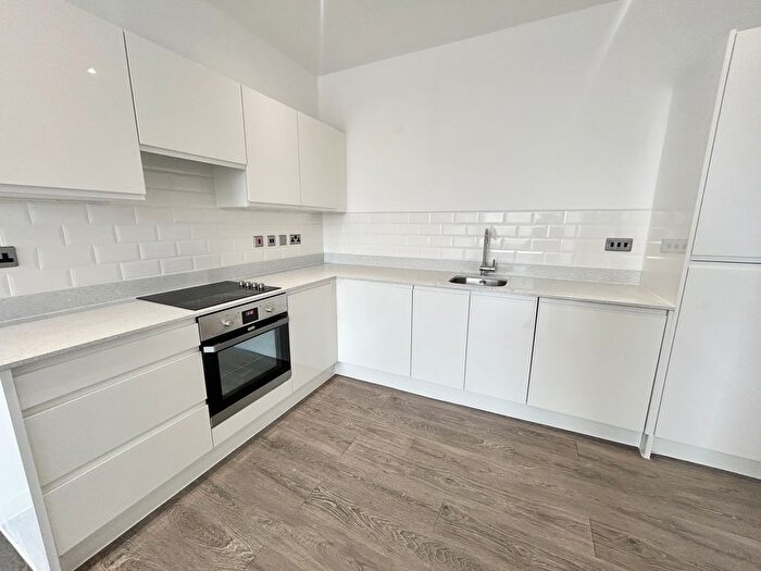 2 Bedroom Property To Rent In Lower Vickers Street, Manchester, M40