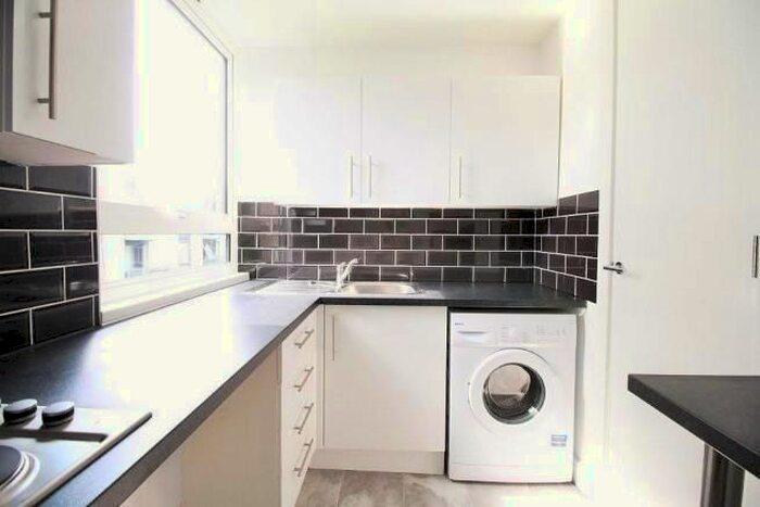 Studio To Rent In Hornsey Lane, London, N6
