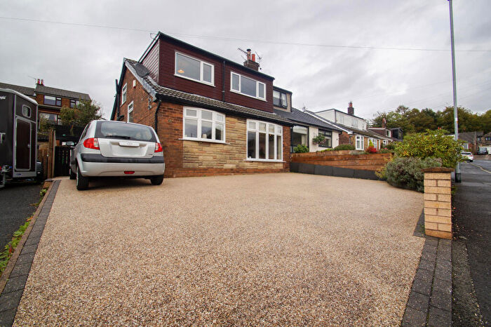 5 Bedroom Semi-Detached House For Sale In Fernthorpe Avenue, Uppermill, OL3