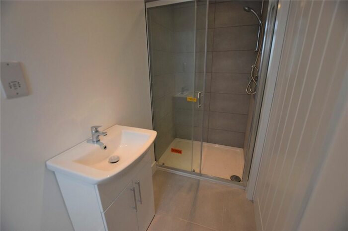 Studio To Rent In Brighton Road, Purley, CR8