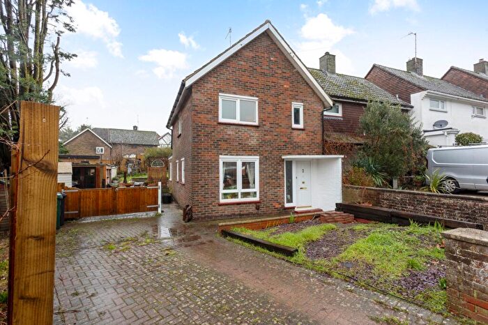 2 Bedroom Semi-Detached House For Sale In Foxdown Road, Brighton, BN2