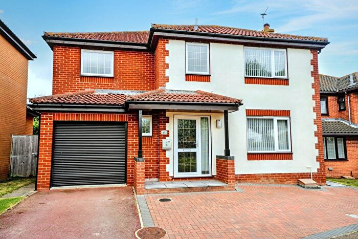 4 Bedroom Detached House For Sale In Lancaster Rise, Mundesley, NR11