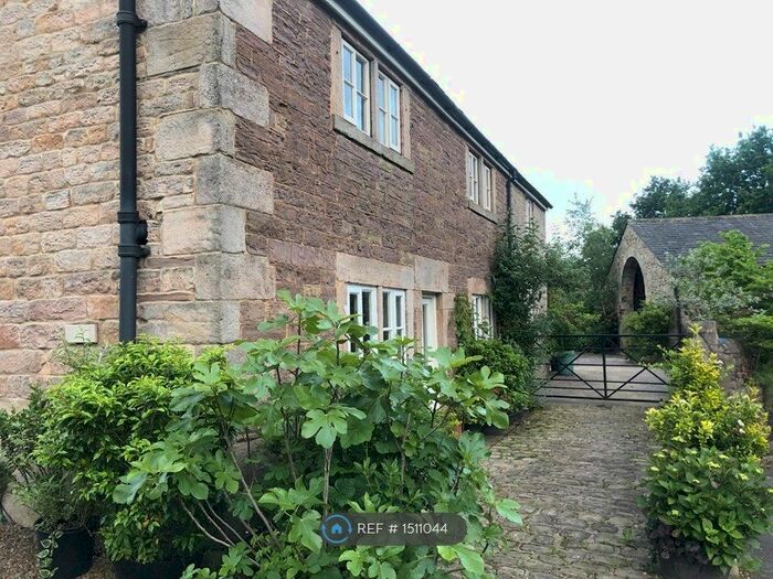 6 Bedroom Detached House To Rent In Whittle Le Woods, Chorley, PR6