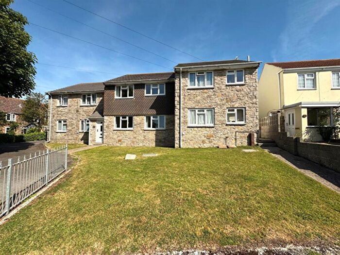1 Bedroom Flat For Sale In East Street, Chickerell, Weymouth, DT3